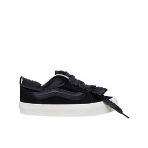 Knu Skool Women's Sneakers - Laces Black